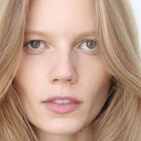 Saara Sihvonen Nue