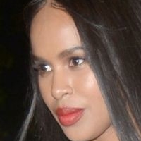 Sabrina Dhowre Elba Nue