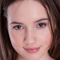 Sabrina Young Nue