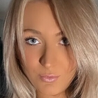Saffron Leigh Nue
