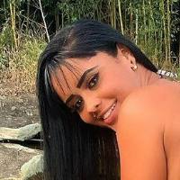 Samantha Santiago Nue