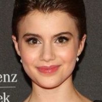 Sami Gayle Nue