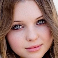Sammi Hanratty Nue