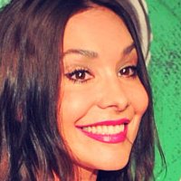 Sandra Ahrabian Nue