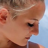 Sanja Ravs Nue
