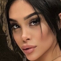 Sara Luna Nue