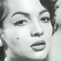 Sara Montiel Nue