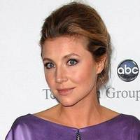 Sarah Chalke Nue
