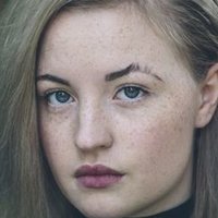 Sarah Mahita Nue