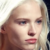 Sasha Luss Nue