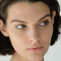 Sasha Zotova Nue
