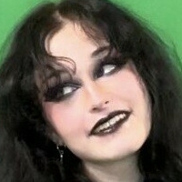 saucysphinx Nue