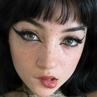 Savannah Skye Nue