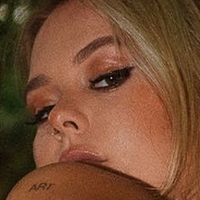 Selena Steiner Nue