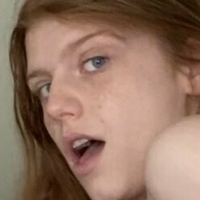 sexyredinbed Nue