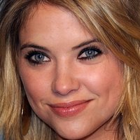 Shay Golden Nue