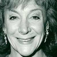 Sheila Steafel Nue