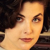 Sherilyn Fenn Nue