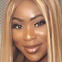 Silvia Ehigie Nue