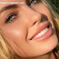 simsyyy__ Nue