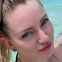 Sinead Bales Nue