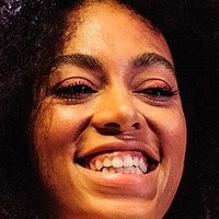 Solange Knowles Nue
