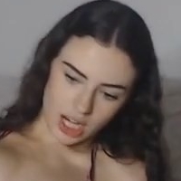 Stella Violet Nue