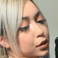 Steph Naomi Nue