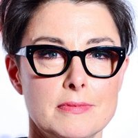 Sue Perkins Nue