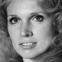 Susan Anspach Nue