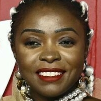 Suzan Mutesi Nue