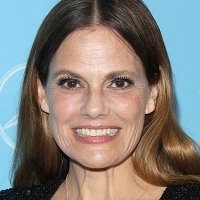 Suzanne Cryer Nue