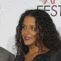 Sydney Tamiia Poitier Nue