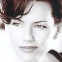 Tamara Davies Nue