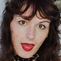Tami Tails Nue