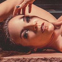 Tana Swink Nue