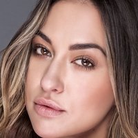Tasya Teles Nue