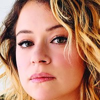 Tatiana Maslany Nue