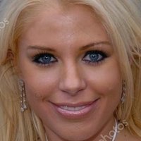Tawny Roberts Nue