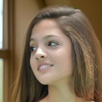Taylor Calton Nue