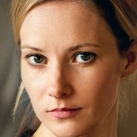 Teresa Weissbach Nue
