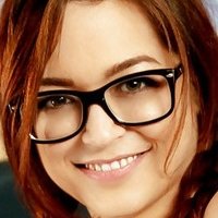 Tessa Fowler Nue