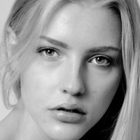 Tessa Greiner Nue