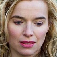 Thekla Reuten Nue