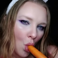 theplayfulpeach Nue