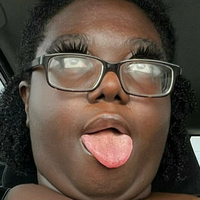 therealzoey Nue