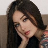 Trisha Moon Nue