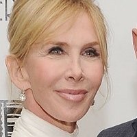 Trudie Styler Nue