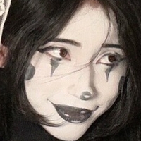 urlittlelia Nue