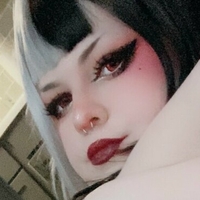 ushiss Nue